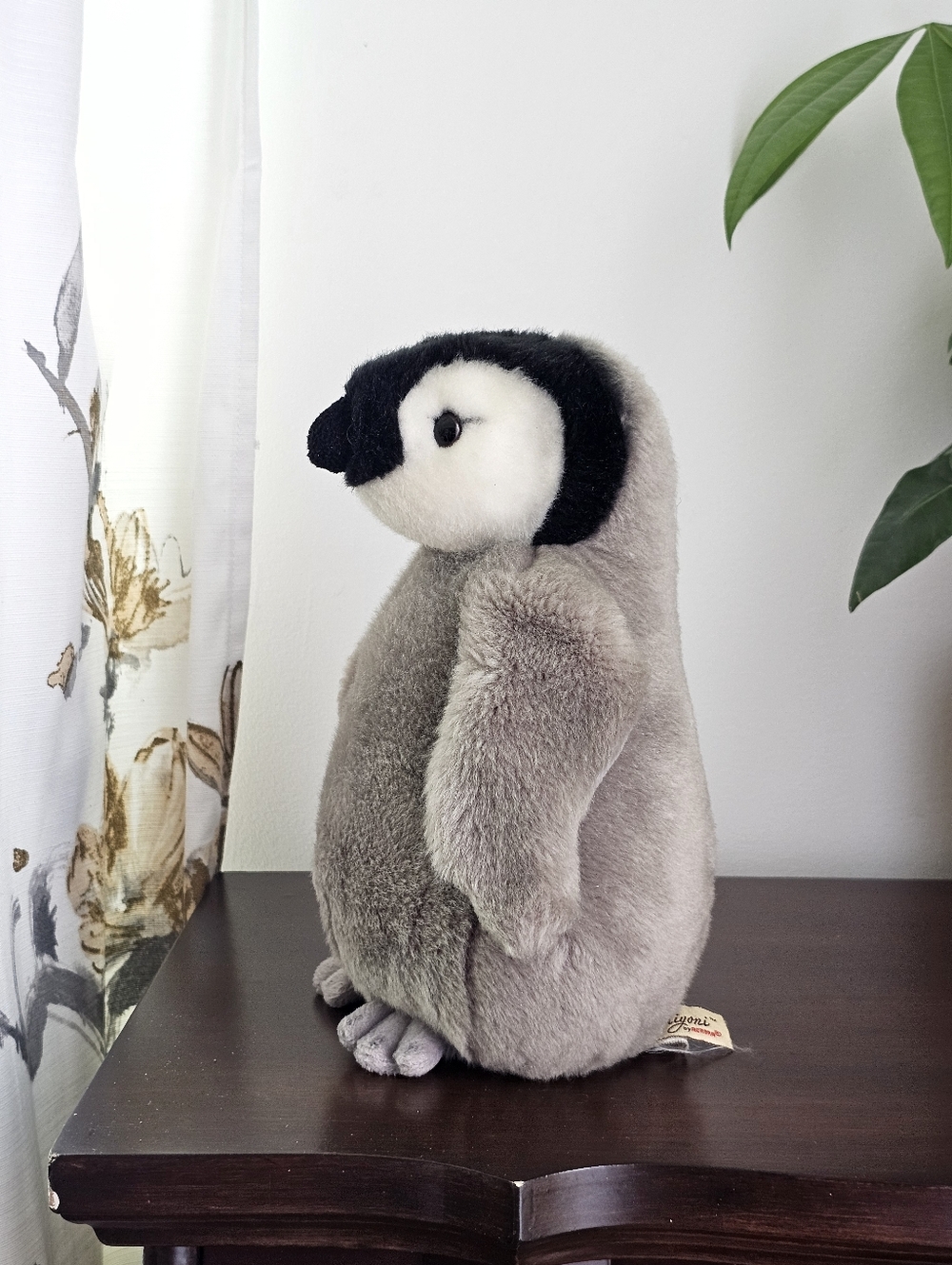 VTG Aurora Miyoni Penguin Plush 10” Realistic Stuffed Animal Gray Black Soft Toy